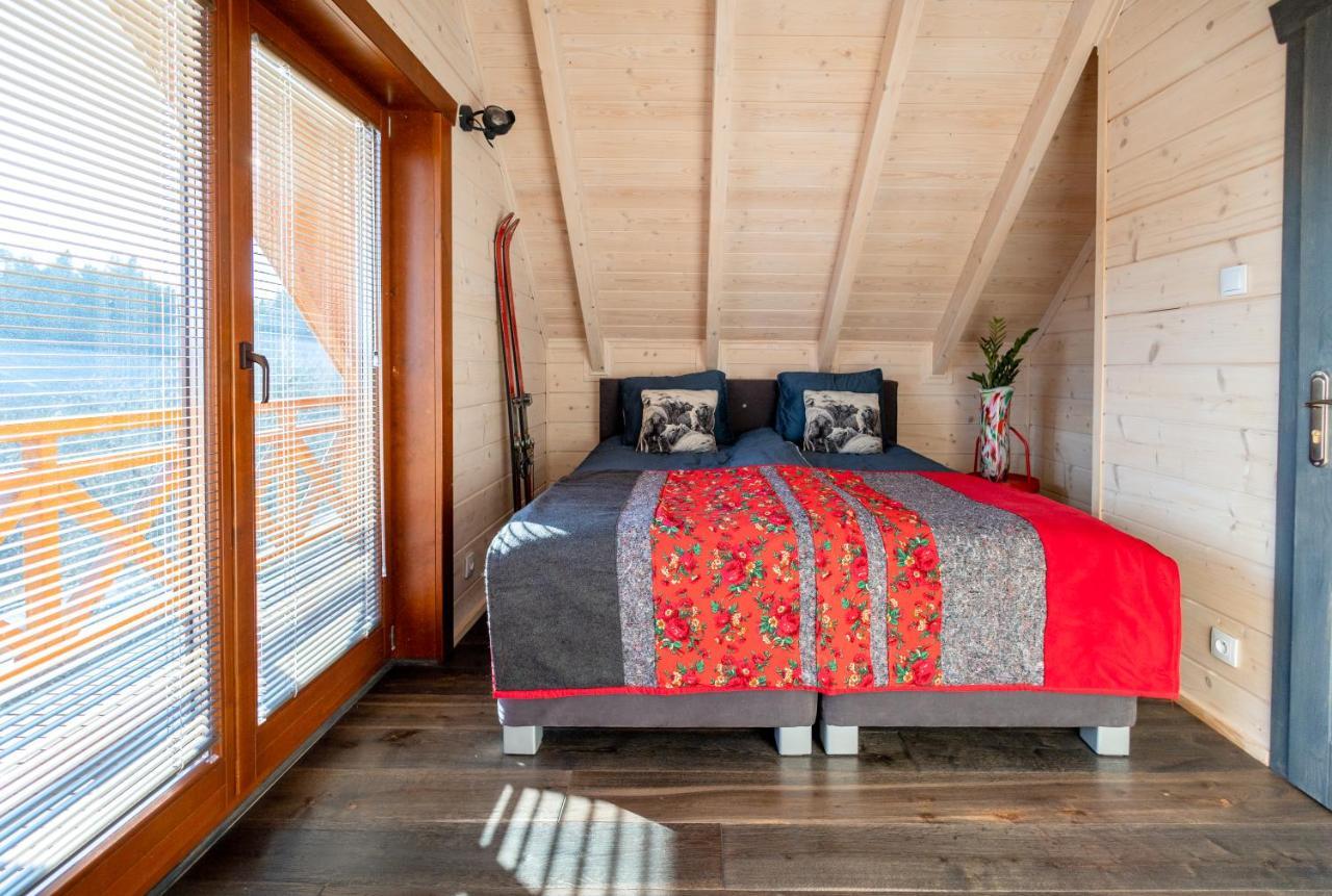Houten Vakantiewoning "Reisnaarpolen" Royaal Ontbijt, Sauna En Hottub Czarna Góra Esterno foto