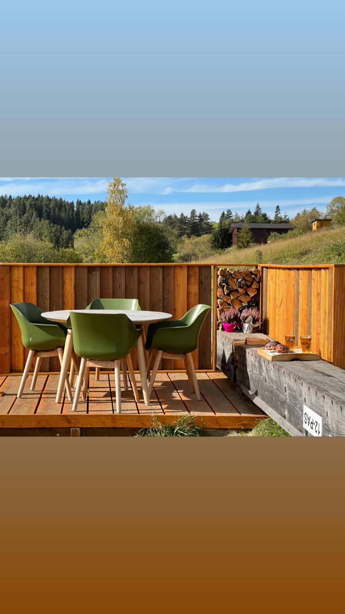 Houten Vakantiewoning "Reisnaarpolen" Royaal Ontbijt, Sauna En Hottub Czarna Góra Esterno foto